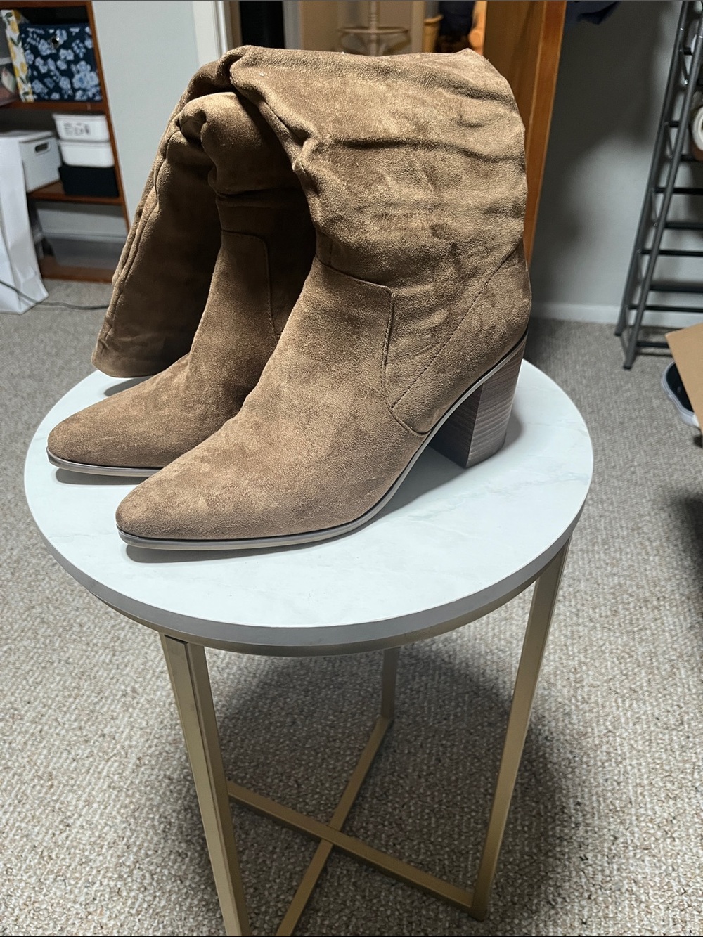 Universal Thread Tan Suede Pointed Toe Mid Heel Boots